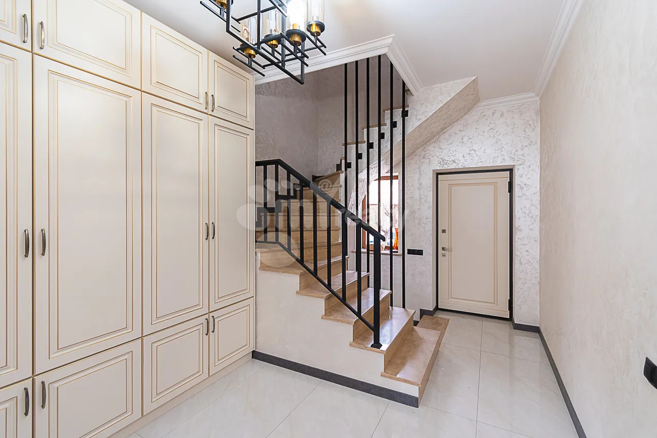 Առանձնատուն  Միկոյան փող, Դավթաշեն Երևան, 160031