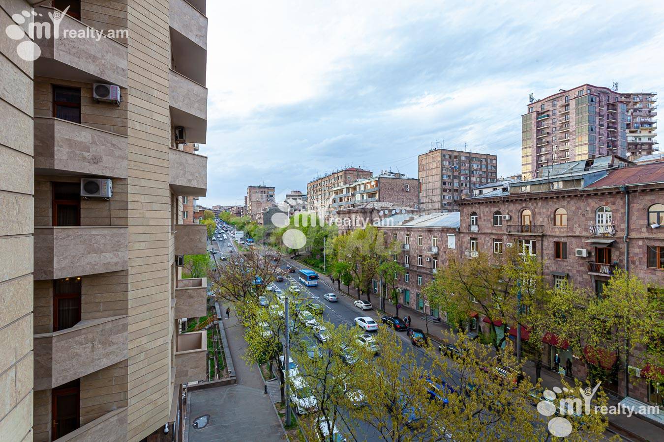 3 bedroom apartment for rent Baghramyan Ave (Kentron), Center Yerevan, 120314