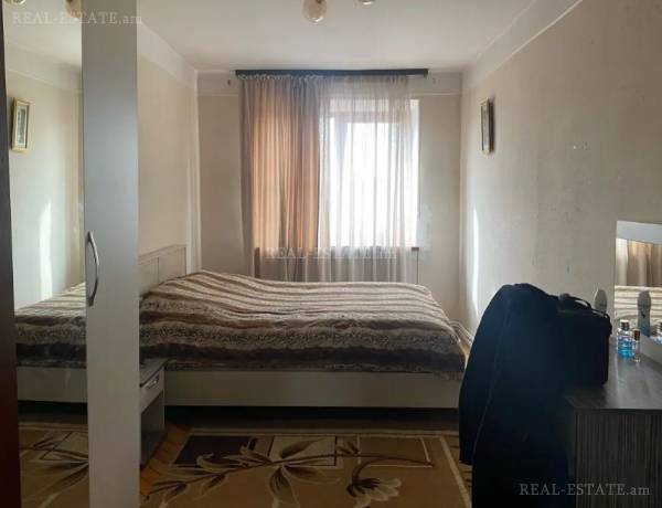 3-senyakanoc-bnakaran-vacharq-Yerevan-Erebuni