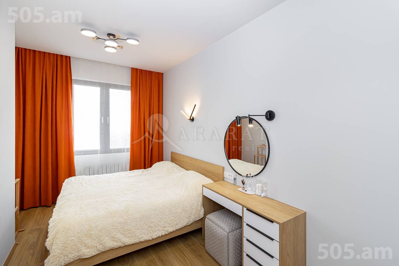 4 սենյականոց բնակարան  Նանսենի փող, Նոր Նորք Երևան, 149232