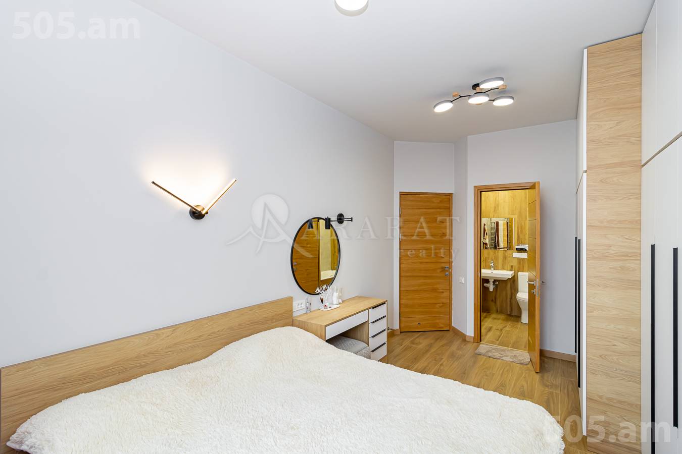 4 սենյականոց բնակարան  Նանսենի փող, Նոր Նորք Երևան, 149232