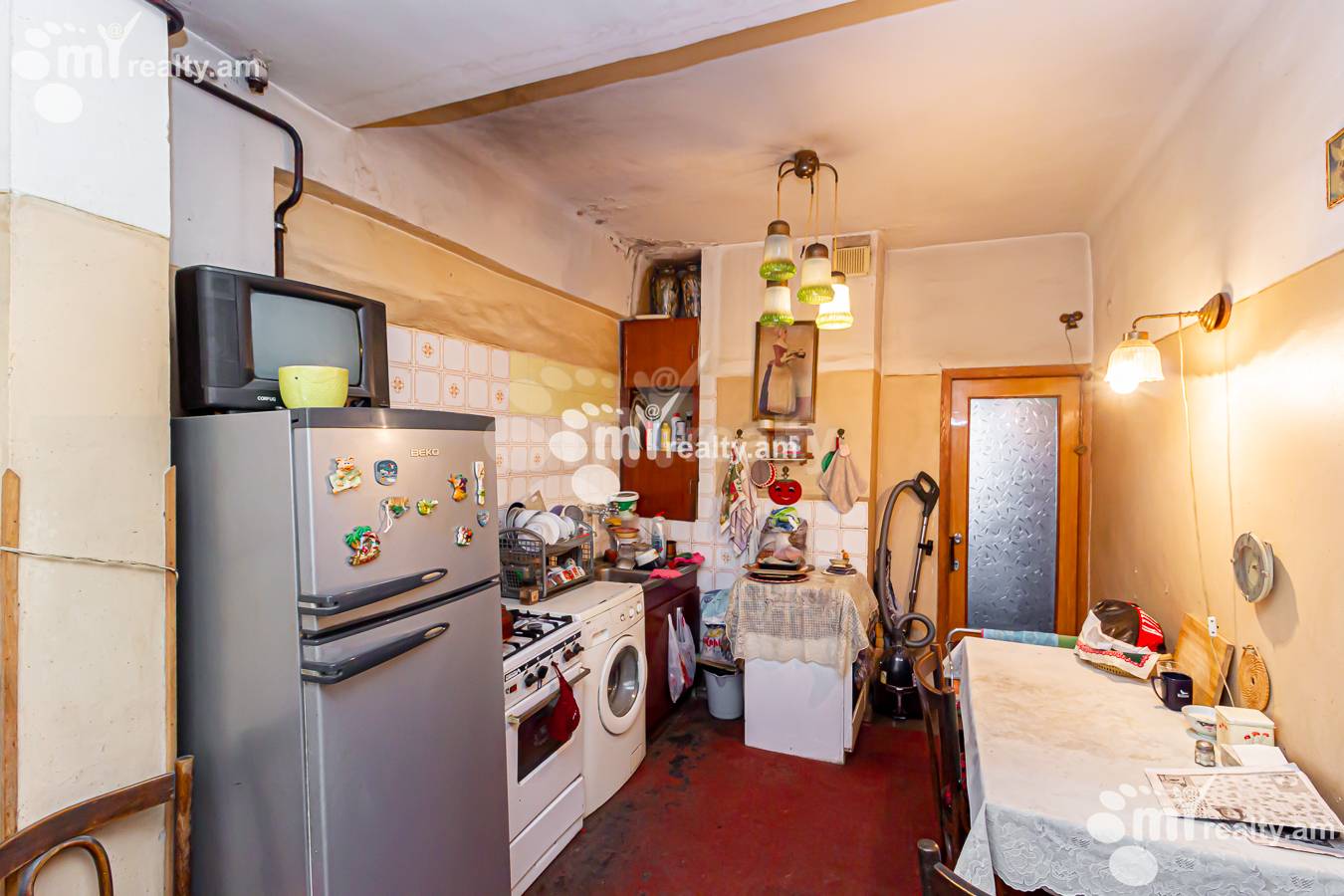 Купить 2 комнатную квартиру Заварян ул, Центр Ереван, 154228