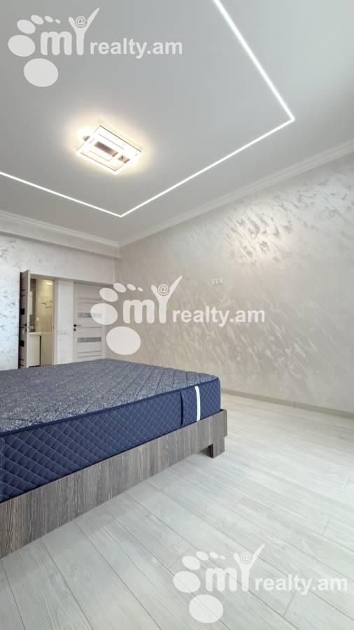 Купить 3 комнатную квартиру Алабян ул, Ачапняк Ереван, 159305