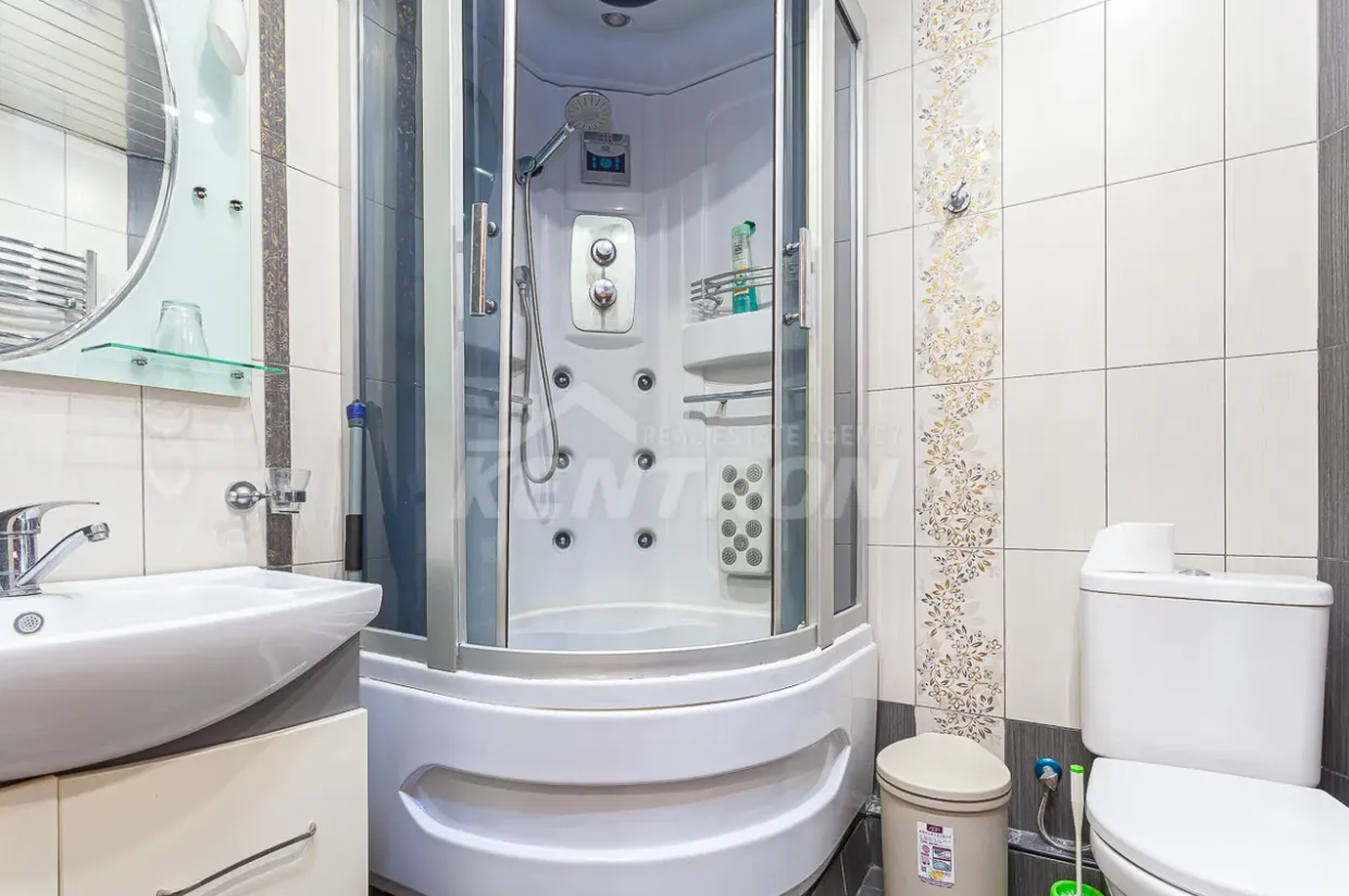 2 սենյականոց բնակարան վարձով Սայաթ-Նովայի պող, Կենտրոն Երևան, 158594