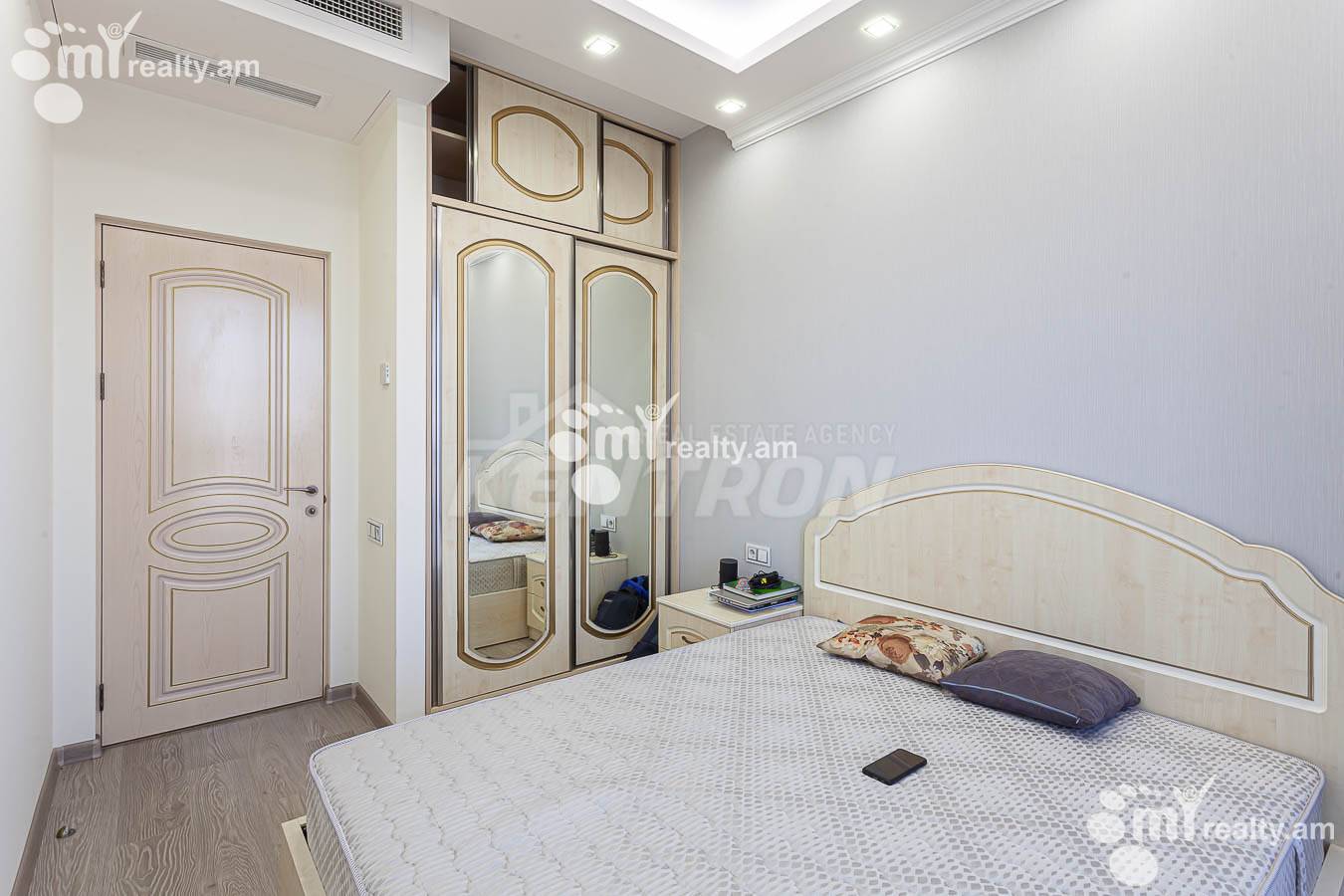 Купить 4 комнатную квартиру Сасна Црер ул., Давташен Ереван, 154888