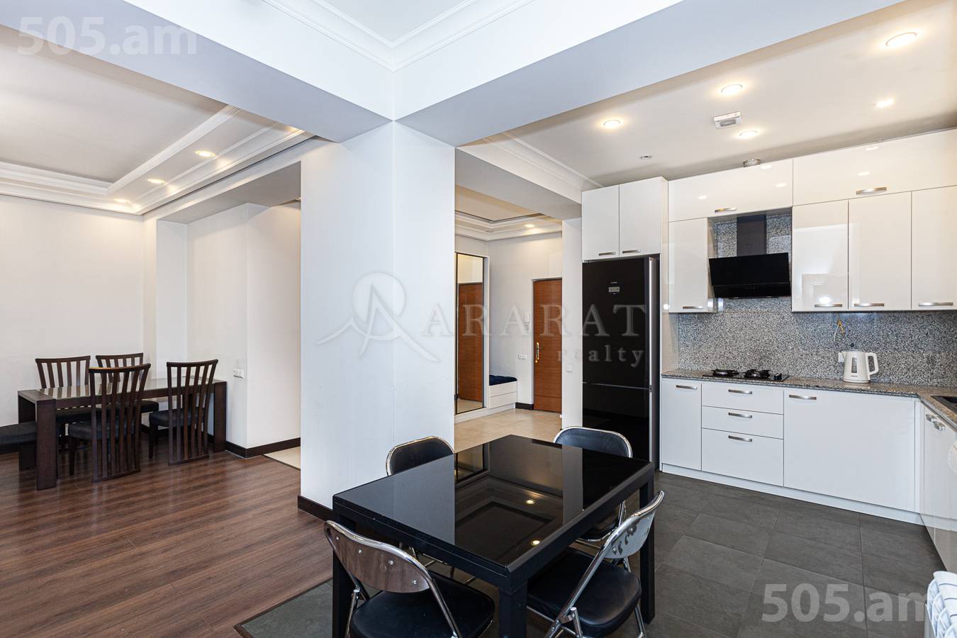 3 սենյականոց բնակարան  Վ. Դավթյան փող, Արաբկիր Երևան, 150347