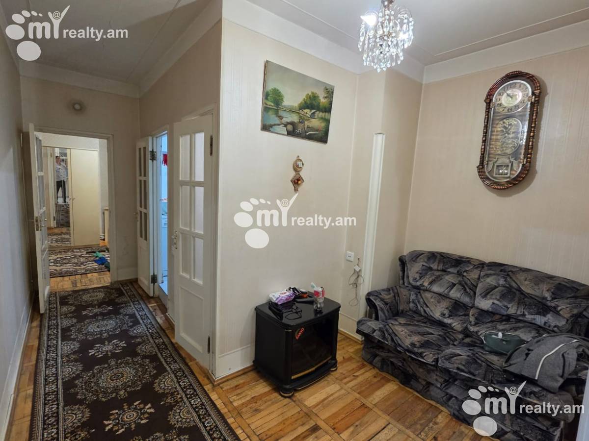 3 bedroom apartment for rent A.Aharonyan St, Quanaquère-Zeytoun Yerevan, 160173