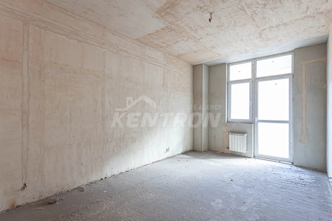 3 սենյականոց բնակարան  Ռոստոմի փող, Կենտրոն Երևան, 157234