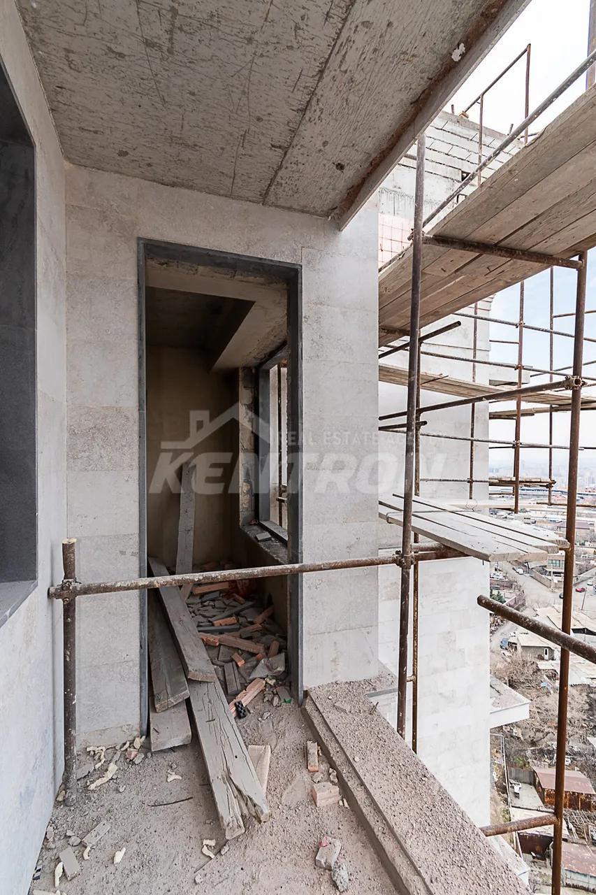 3 սենյականոց բնակարան  Գրիբոեդովի փող, Արաբկիր Երևան, 159518