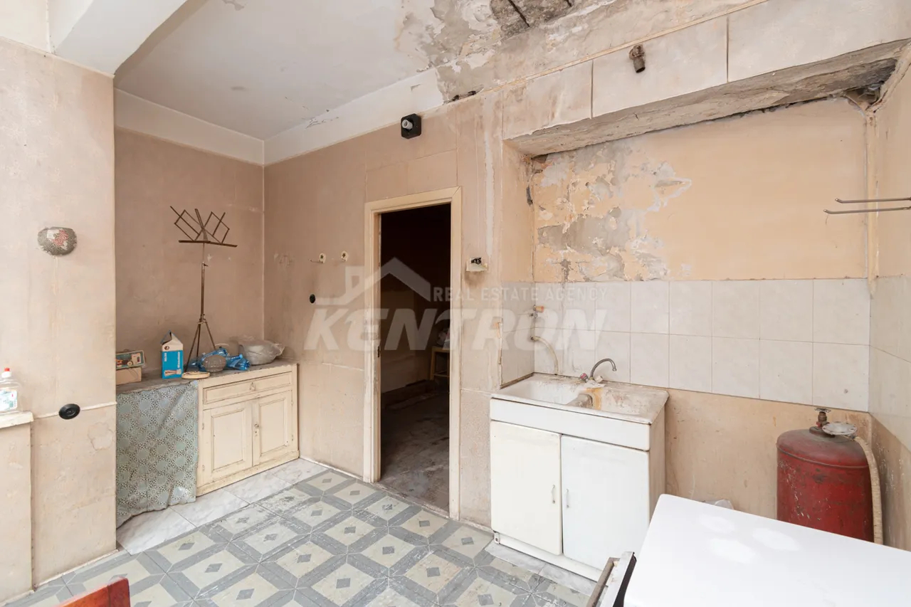 2 bedroom apartment for sale Mashtots Ave, Center Yerevan, 158625