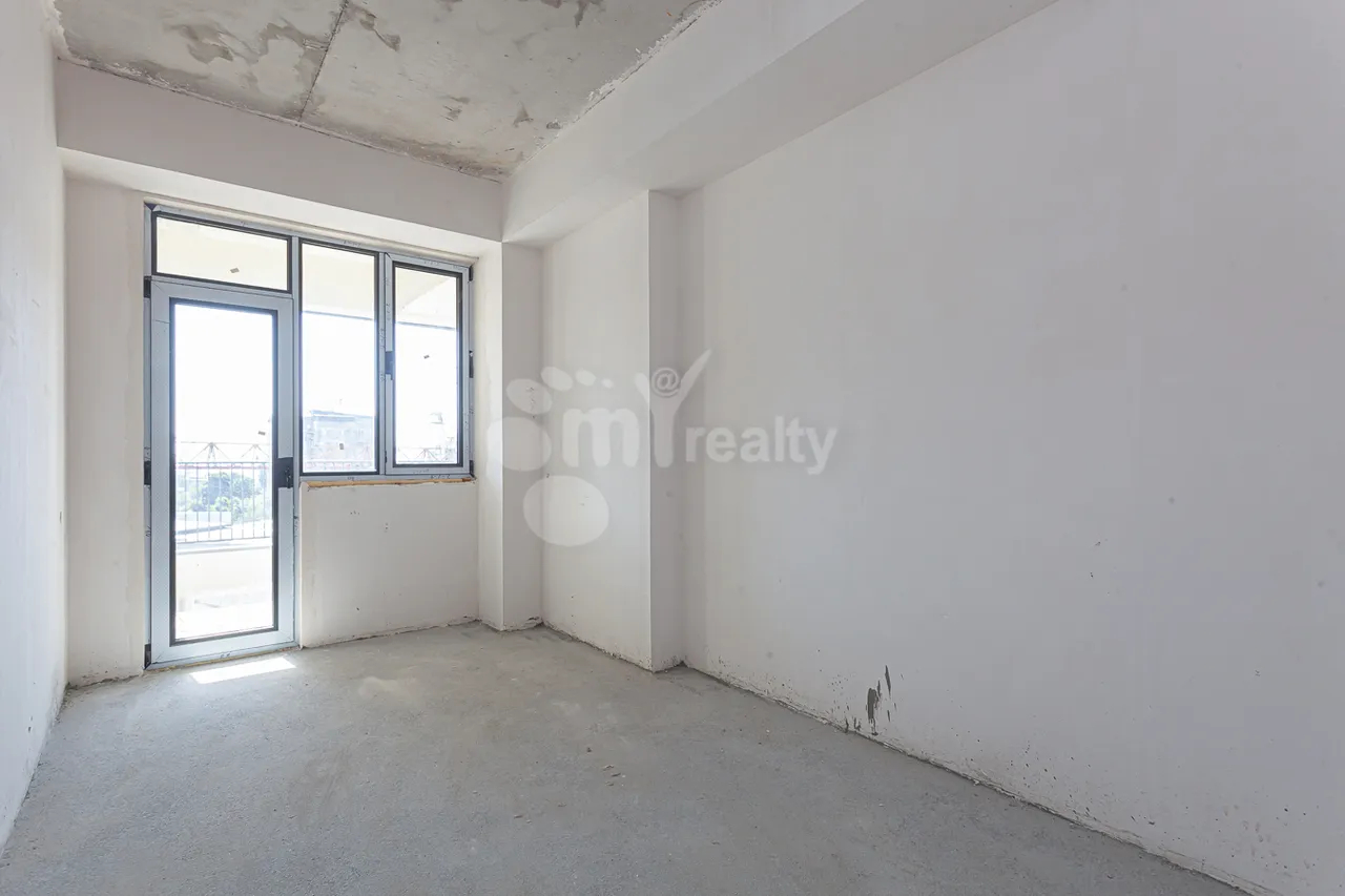 4 սենյականոց բնակարան  Գրիբոեդովի փող, Արաբկիր Երևան, 157284