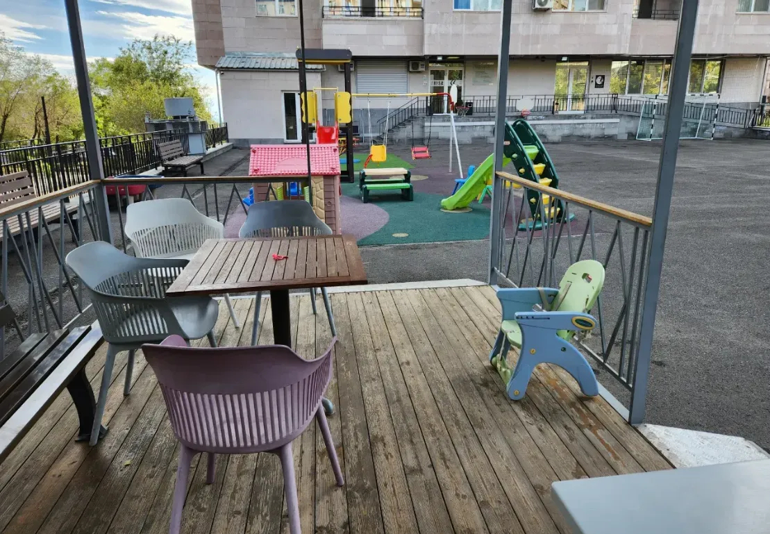 3 bedroom apartment for sale Sevak St, Kanaqer-Zeytun Yerevan, 160234