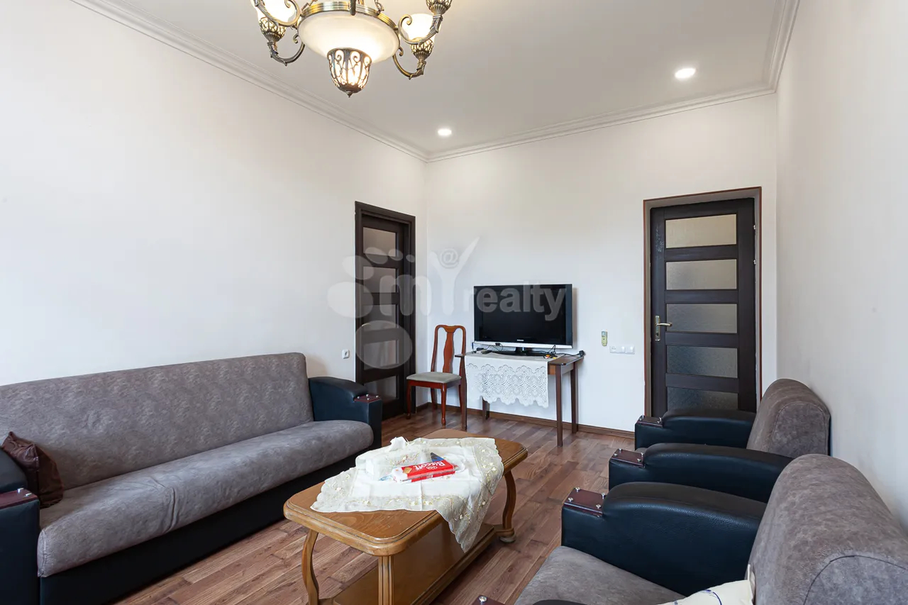 3 bedroom apartment for sale Tigran Mets Ave, Center Yerevan, 160651