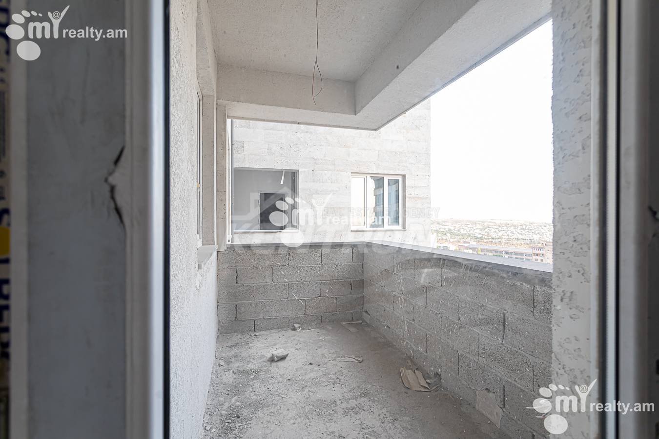 3 սենյականոց բնակարան  Սևակի փող, Քանաքեռ-Զեյթուն Երևան, 156598