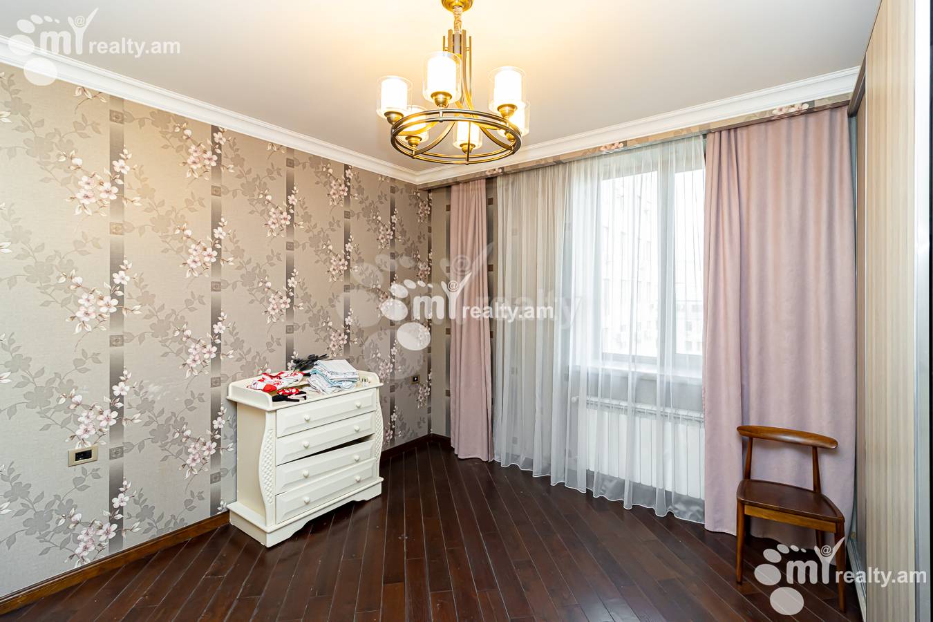 3 bedroom apartment for sale Aram St, Center Yerevan, 155508