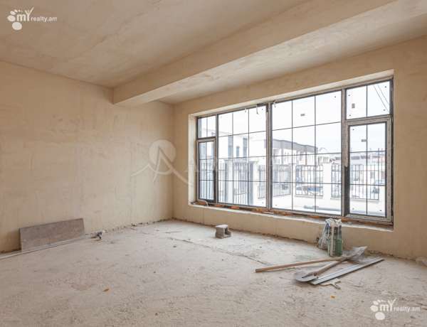 arandznatun-vacharq-Yerevan-Achapnyak