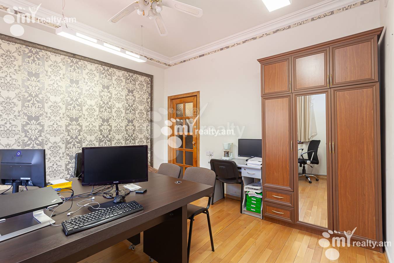 Купить дом Барбюс ул, Арабкир Ереван, 152132