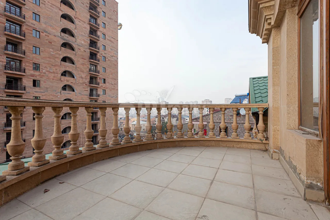 House for sale Pirumyans St, Dawtaschen Yerevan, 157263