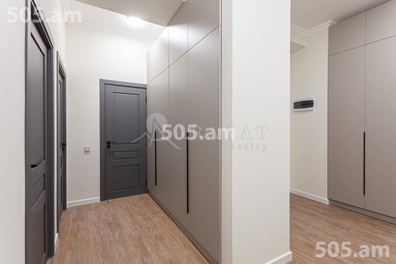 Купить 3 комнатную квартиру Грибоедов ул, Арабкир Ереван, 155205