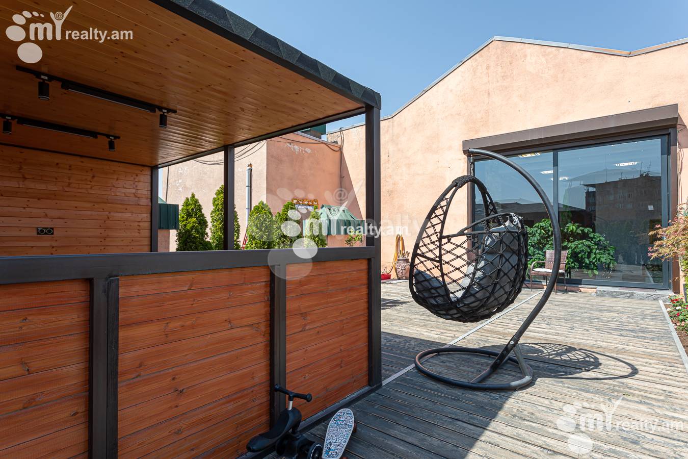 4 bedroom apartment for sale خیابان آدونس, عربگیر ایروان, 156083