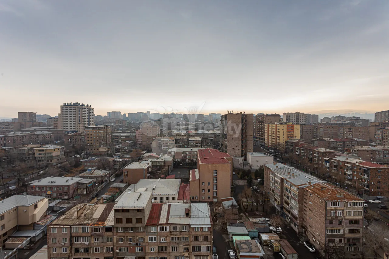 5 bedroom apartment for sale Gyulbenkyan St, Arabkir Yerevan, 159417