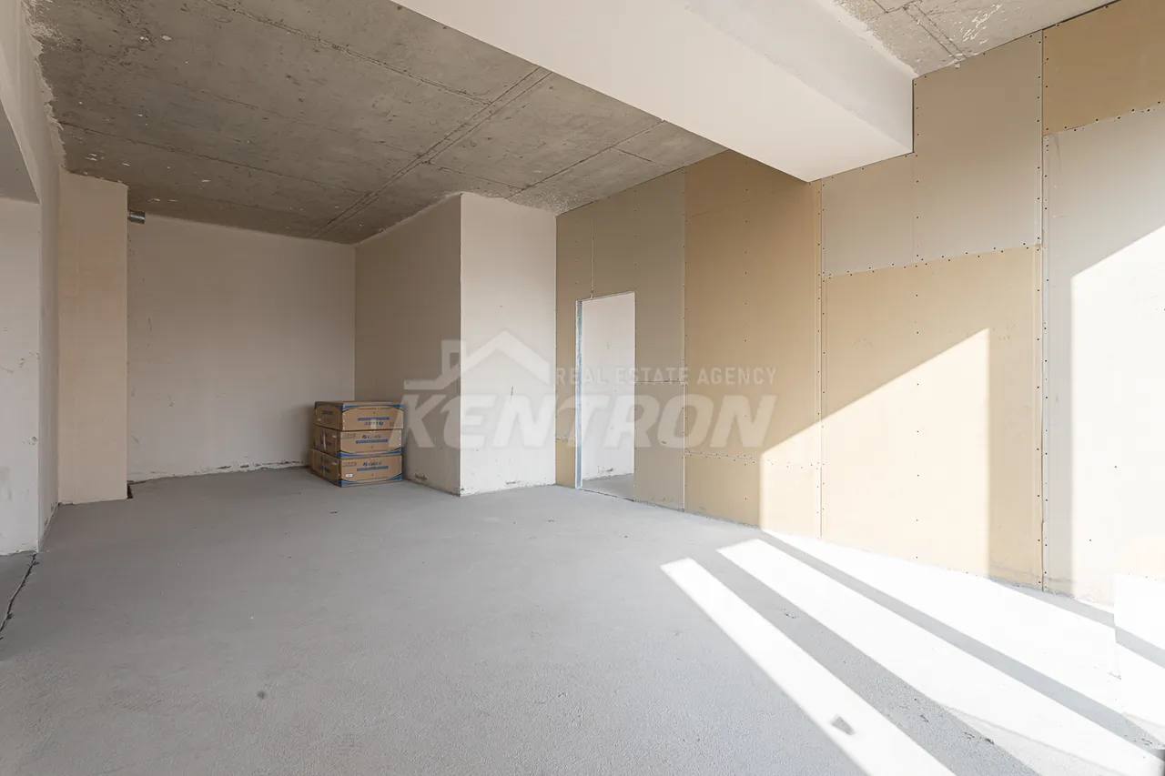 3 bedroom apartment for sale Khanjyan St, Center Yerevan, 157765