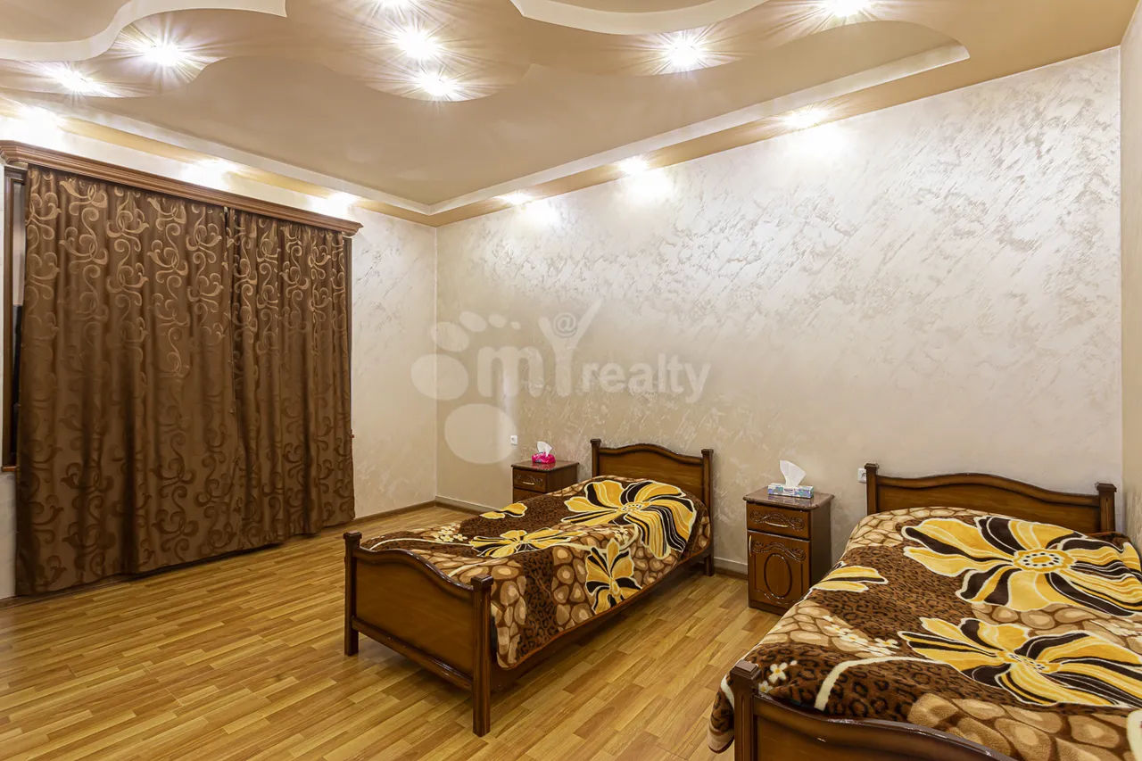 Купить дом 5-я улица Паруйр Севак, Аван Ереван, 160039