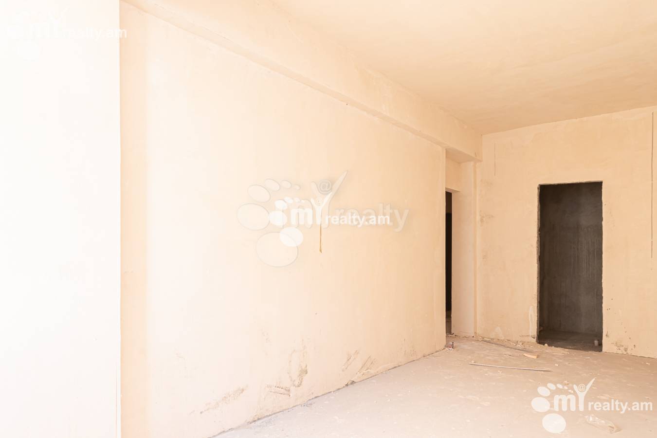 Купить 4 комнатную квартиру Адонц ул, Арабкир Ереван, 157153