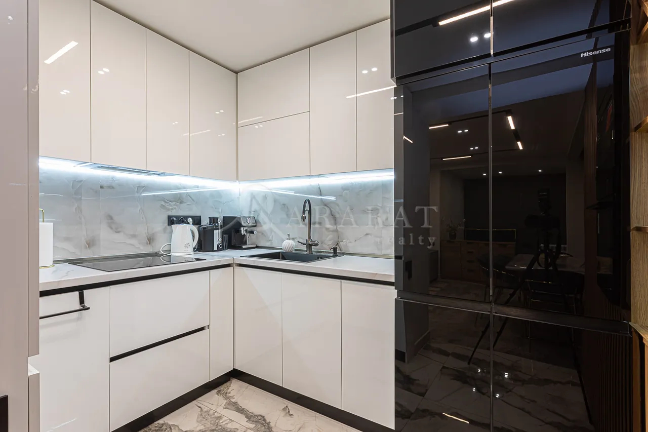 3 bedroom apartment for sale Gyulbenkyan St, Arabkir Yerevan, 157442