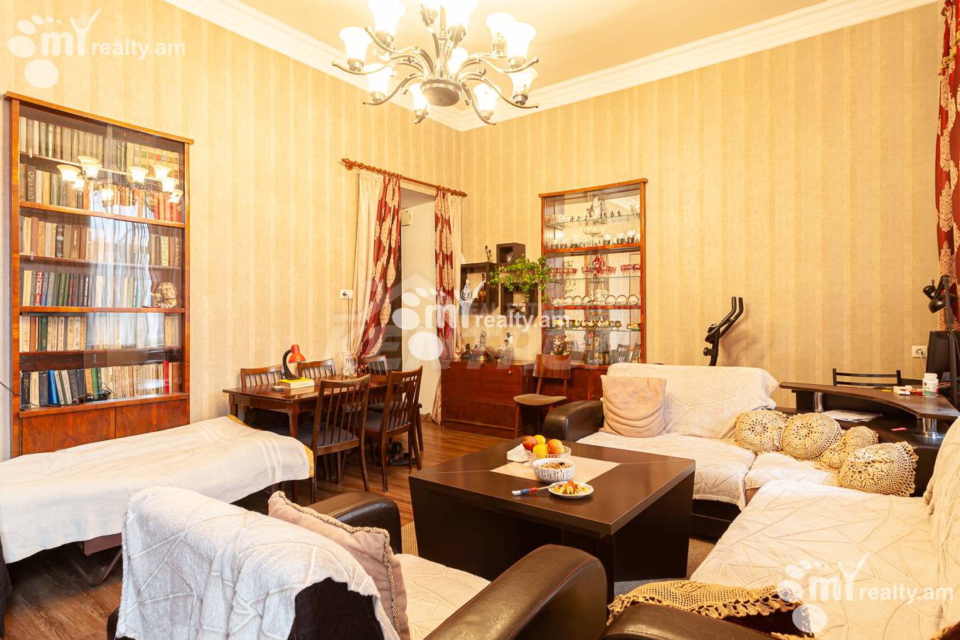 3 bedroom apartment for sale Nalbandyan St, Center Yerevan, 154784
