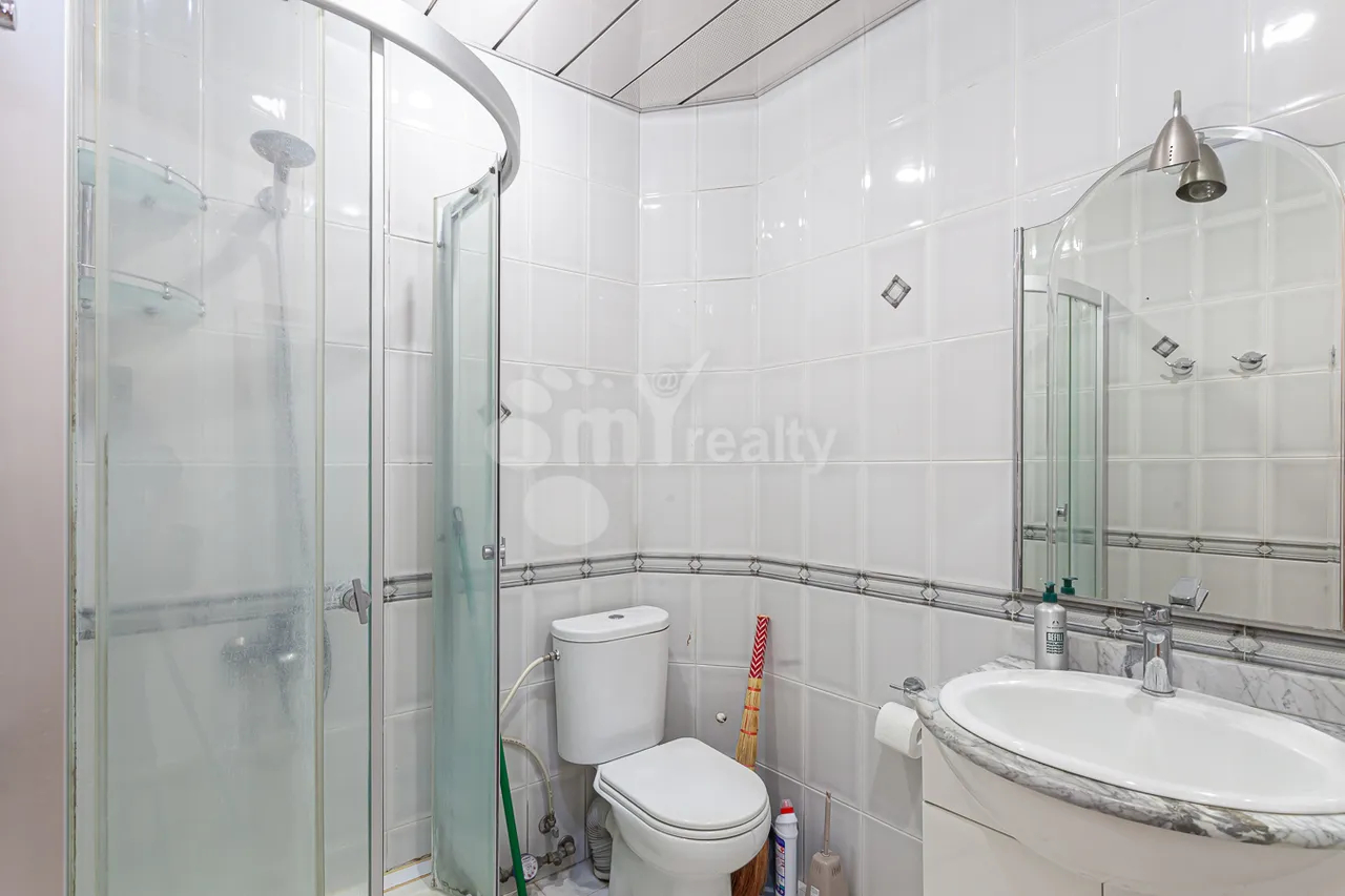 2 bedroom apartment for sale Azatutyan Ave, Arabkir Yerevan, 157239
