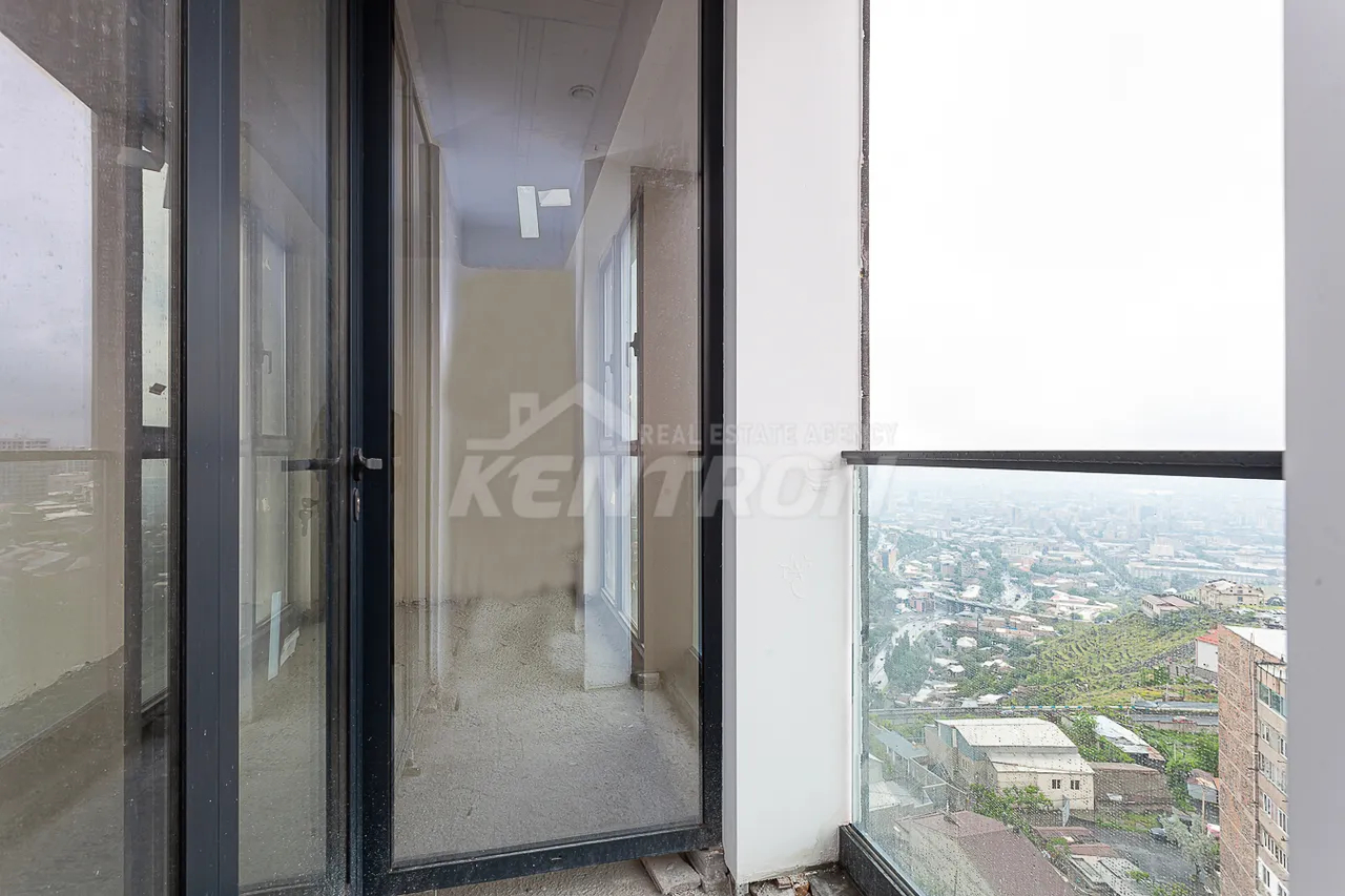 3 bedroom apartment for sale Gogol St, Kanaqer-Zeytun Yerevan, 157787