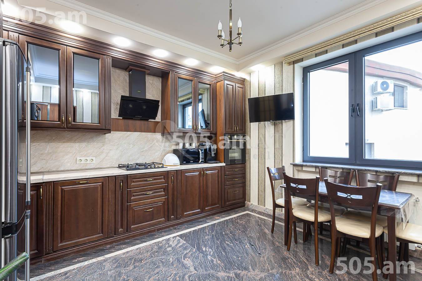 Купить 3 комнатную квартиру Антараин ул, Центр Ереван, 155933