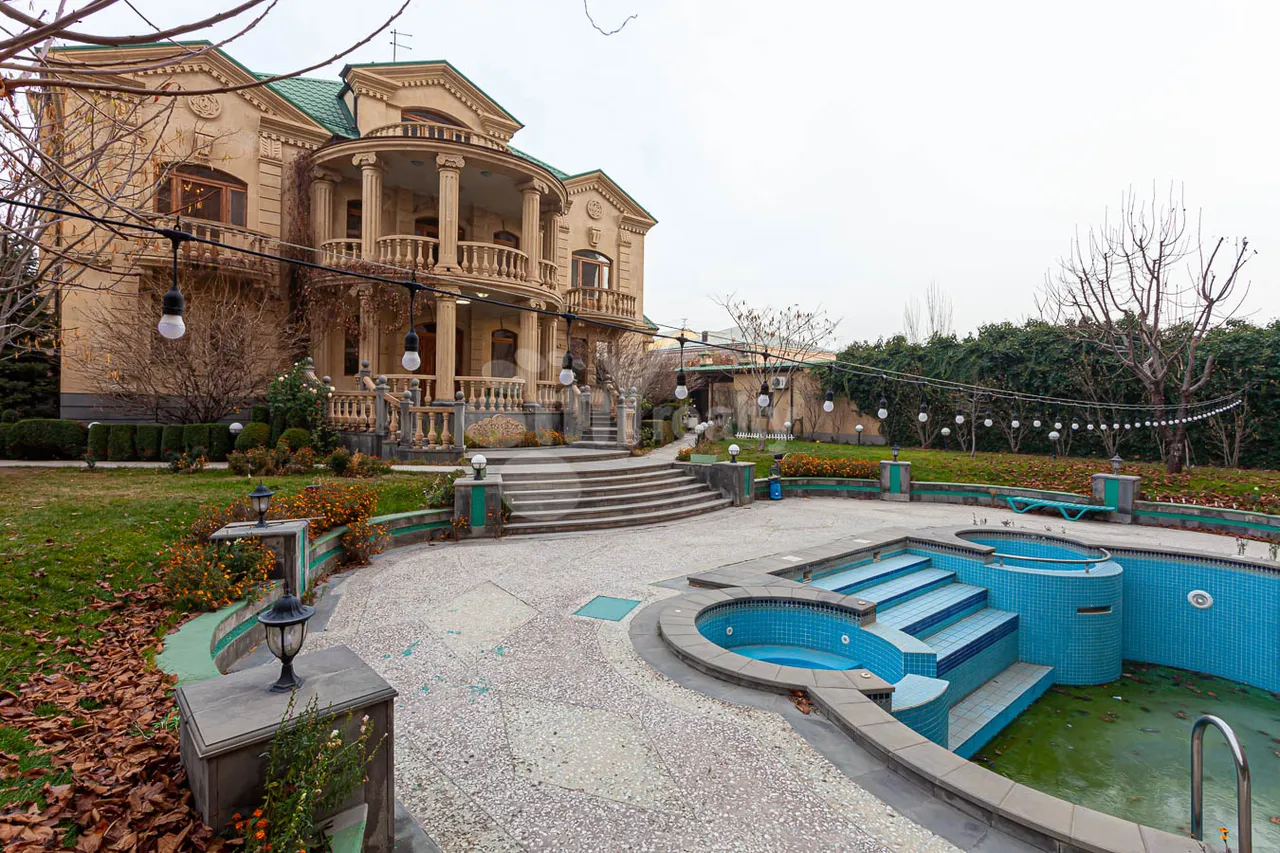 House for sale Pirumyans St, Dawtaschen Yerevan, 157263