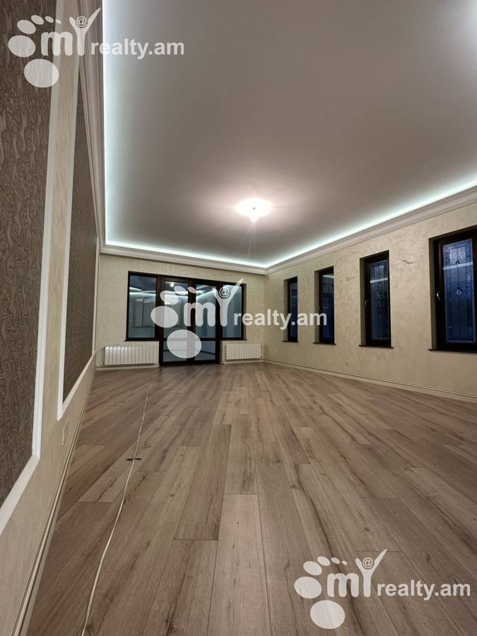 5 bedroom apartment for sale Baghramyan av(Arabkir), Arabkir Yerevan, 157627
