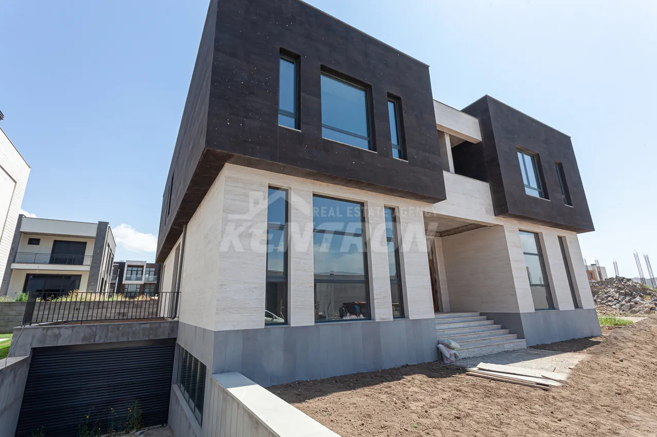 House for sale Ghevont Alishan street, واهاگنی ایروان, 157790