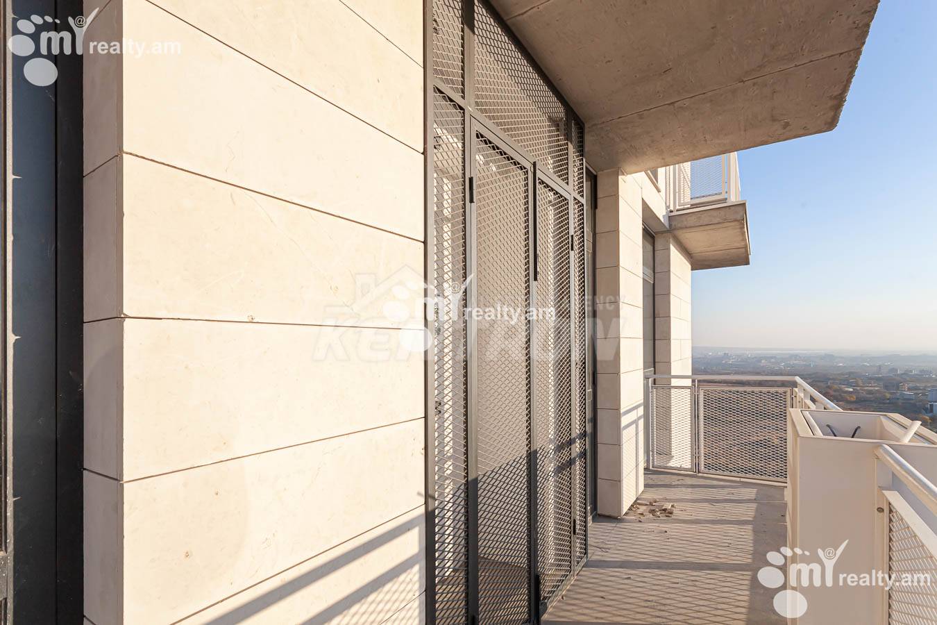 3 սենյականոց բնակարան  Լենինգրադյան փ, Մալաթիա-Սեբաստիա Երևան, 155087