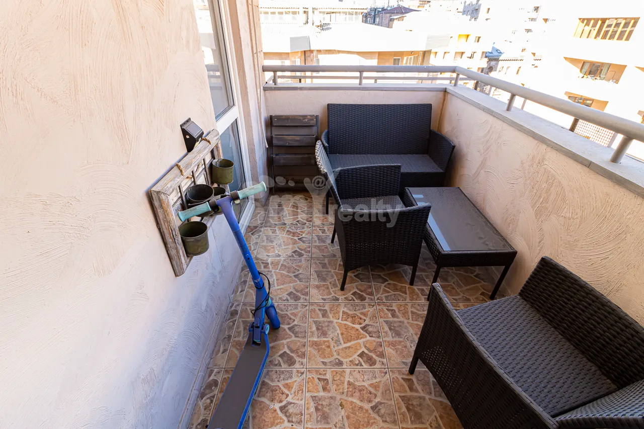 3 bedroom apartment for sale Pushkin St, Center Yerevan, 160594