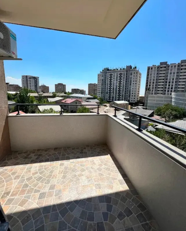 3 bedroom apartment for sale Arghutyan St, Arabkir Yerevan, 161046
