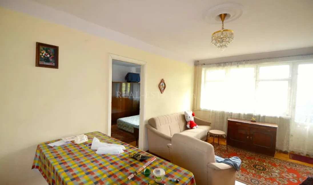 3 bedroom apartment for sale خیابان ماشتوتس, مرکز شهر ایروان, 159735