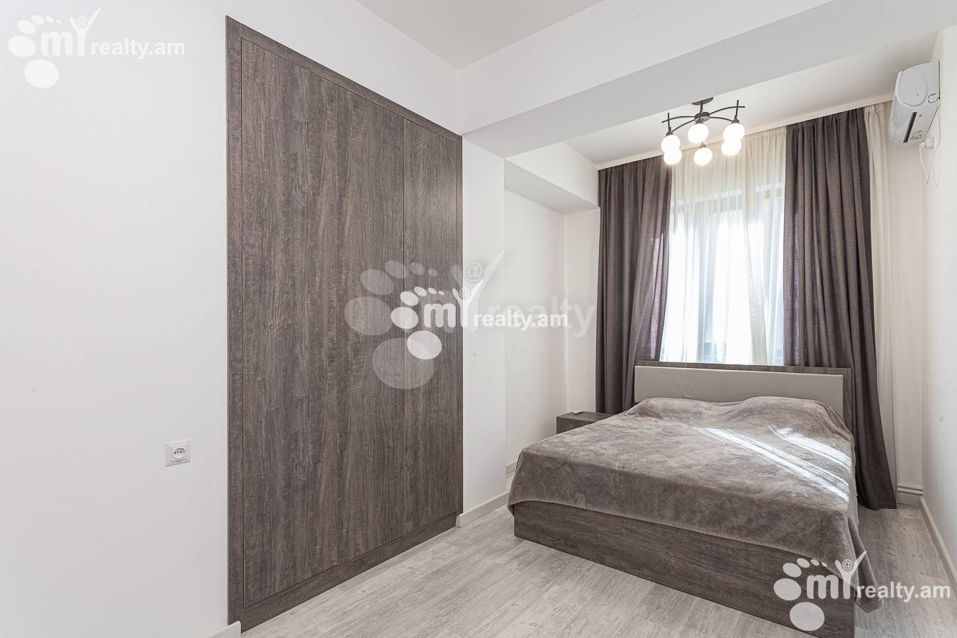 4 bedroom apartment for rent Antarayin St, Center Yerevan, 147902