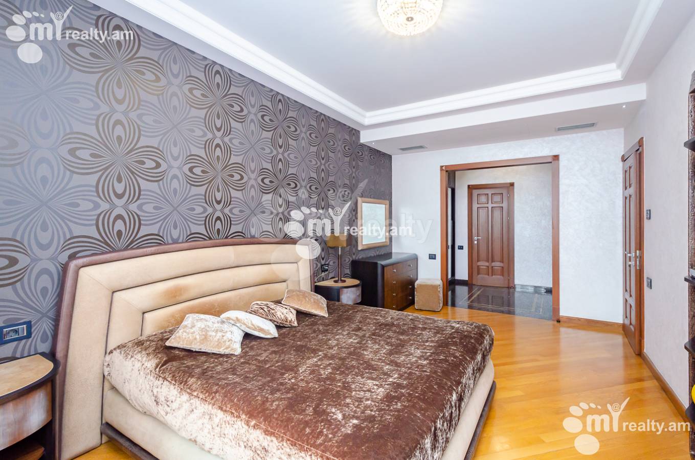 3 սենյականոց բնակարան վարձով Հյուսիսային պող, Կենտրոն Երևան, 149037
