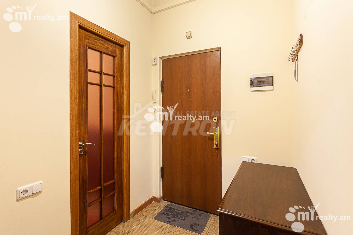 2 bedroom apartment for rent Argishti St, Center Yerevan, 146619