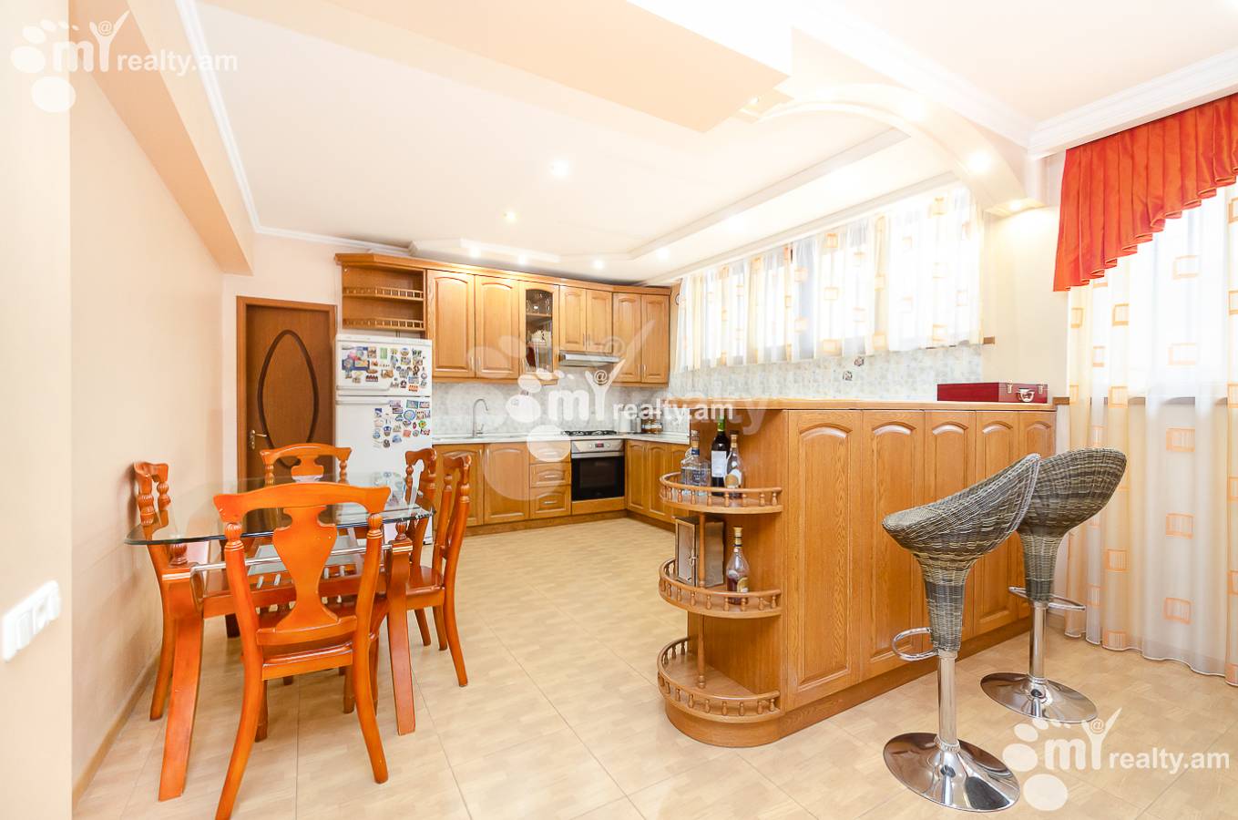 4 սենյականոց բնակարան  Օրբելի Եղբայրների փող, Արաբկիր Երևան, 144354