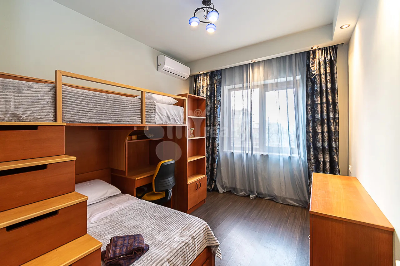 3 bedroom apartment for rent Armenak Armenakyan St, Norque Marache Yerevan, 159454