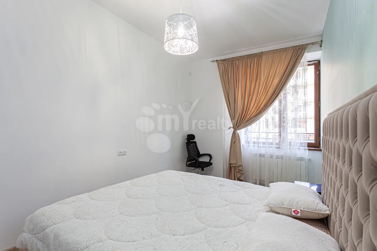 3 bedroom apartment for sale خیابان آرگیشتی, مرکز شهر ایروان, 157269