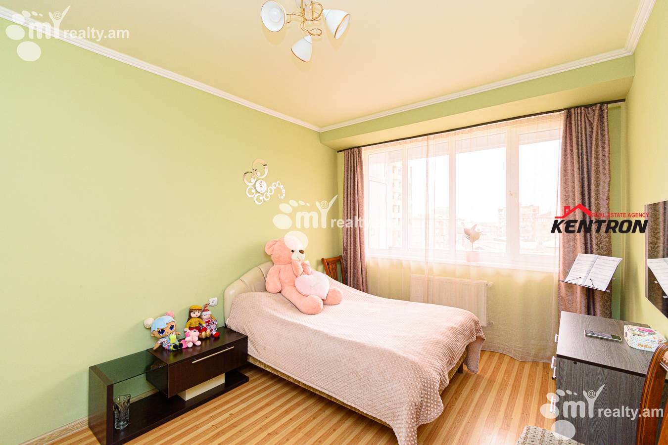 3 bedroom apartment for sale خیابان کومیتاس, عربگیر ایروان, 129294