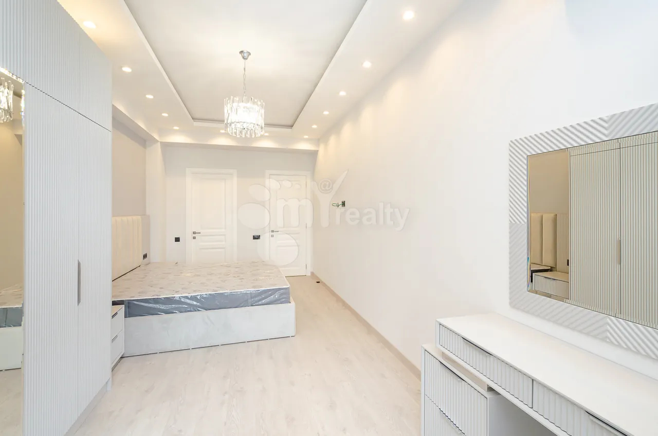 3 bedroom apartment for rent Komitas Ave, Arabkir Yerevan, 160128