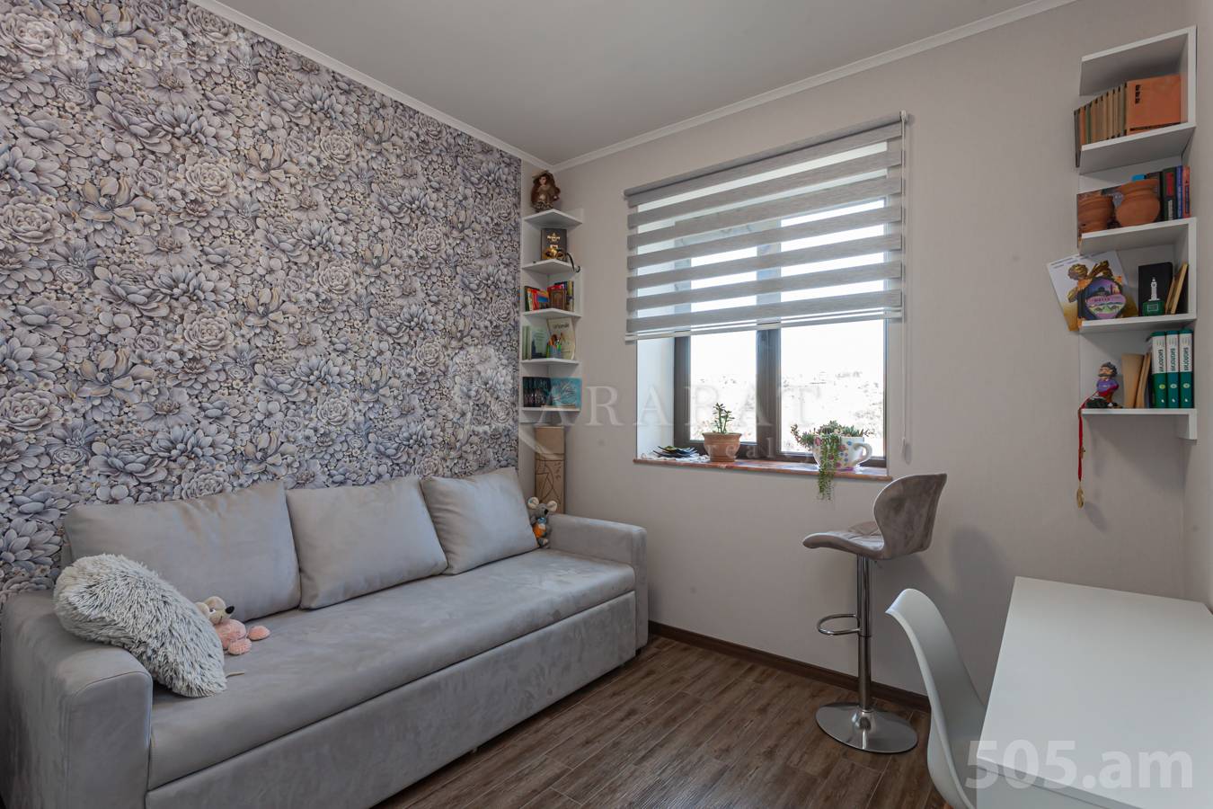 4 սենյականոց բնակարան  Միկոյան փող, Դավթաշեն Երևան, 151222