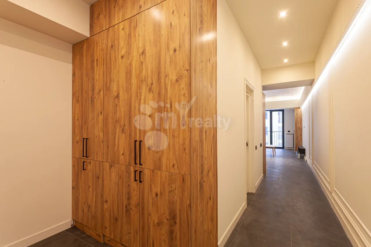 Купить 2 комнатную квартиру Гогол ул., Канакер-Зейтун Ереван, 160144